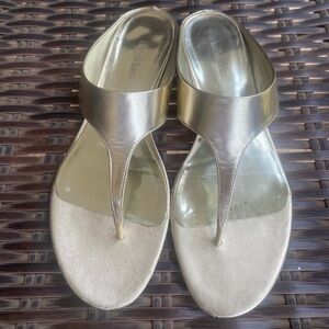 Gold Kelly & Katie sandals